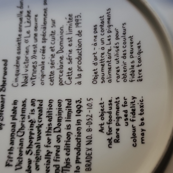 Stewart sherwood window shopping christmas 1993 - Picture 8 of 8